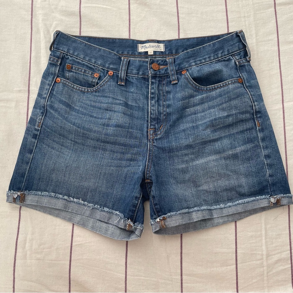Madewell 100% cotton Denim high waisted cut off shorts sz 27